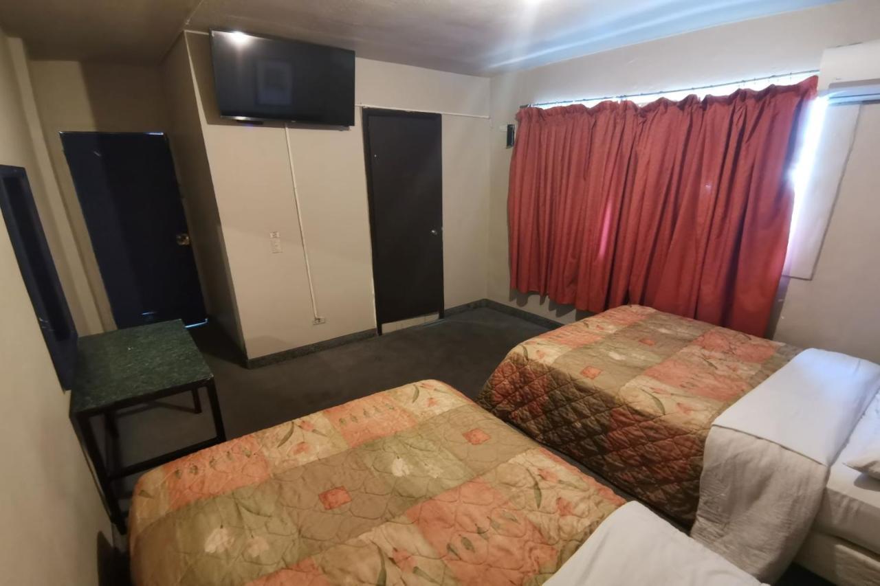Capital O Hotel Plaza, Mexicali Eksteriør bilde