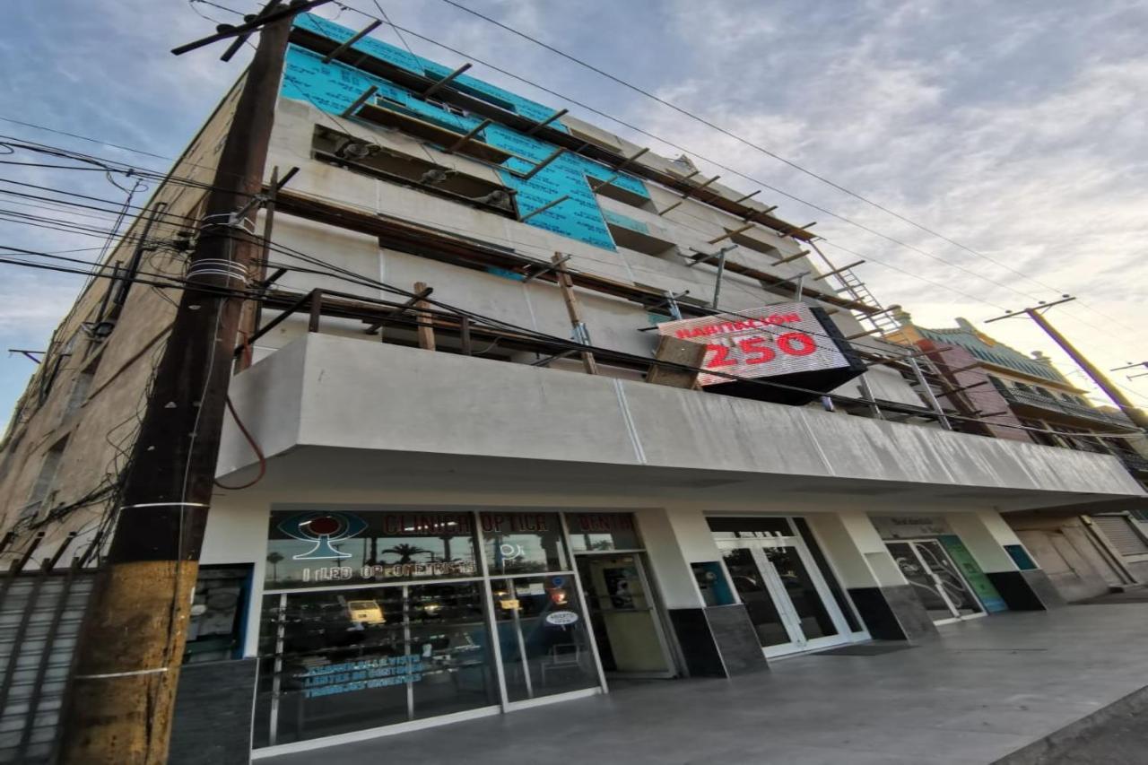 Capital O Hotel Plaza, Mexicali Eksteriør bilde